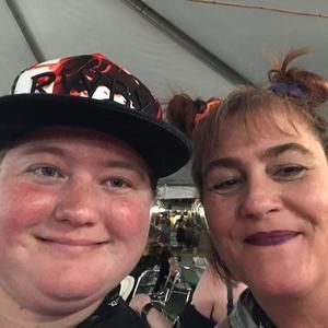 Meet your Posher, Lisa